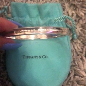 Tiffany & Co bangle💎💍